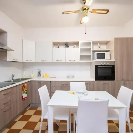Apartament Casa Marisa Sul Garda Toscolano Maderno